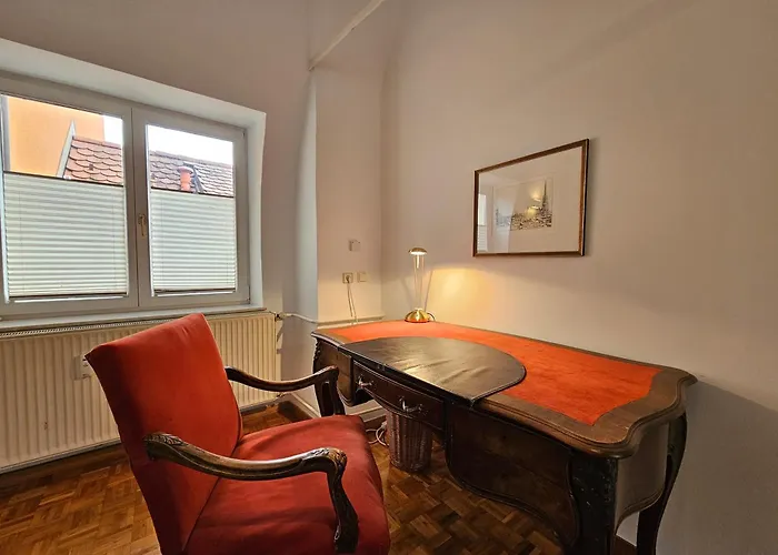 Charming Laura Tour As By Town Hall Appartement Ljubljana
